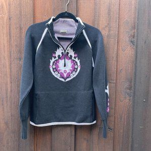 Athleta ski snow sweater in nordic style.